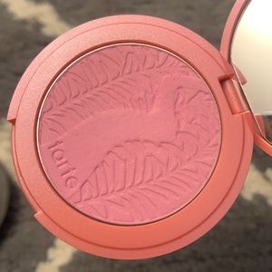 (Swatched) Tarte blush